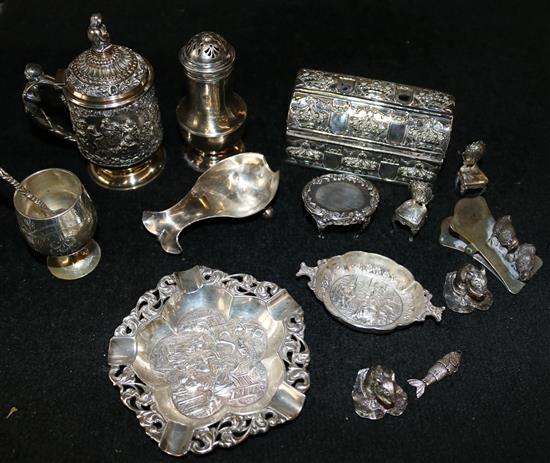 Small silver boxes etc